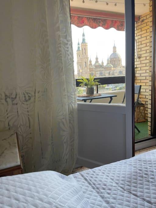Apartamento Con Vistas Al Pilar Con Aparcamiento Privado Zaragoza Buitenkant foto