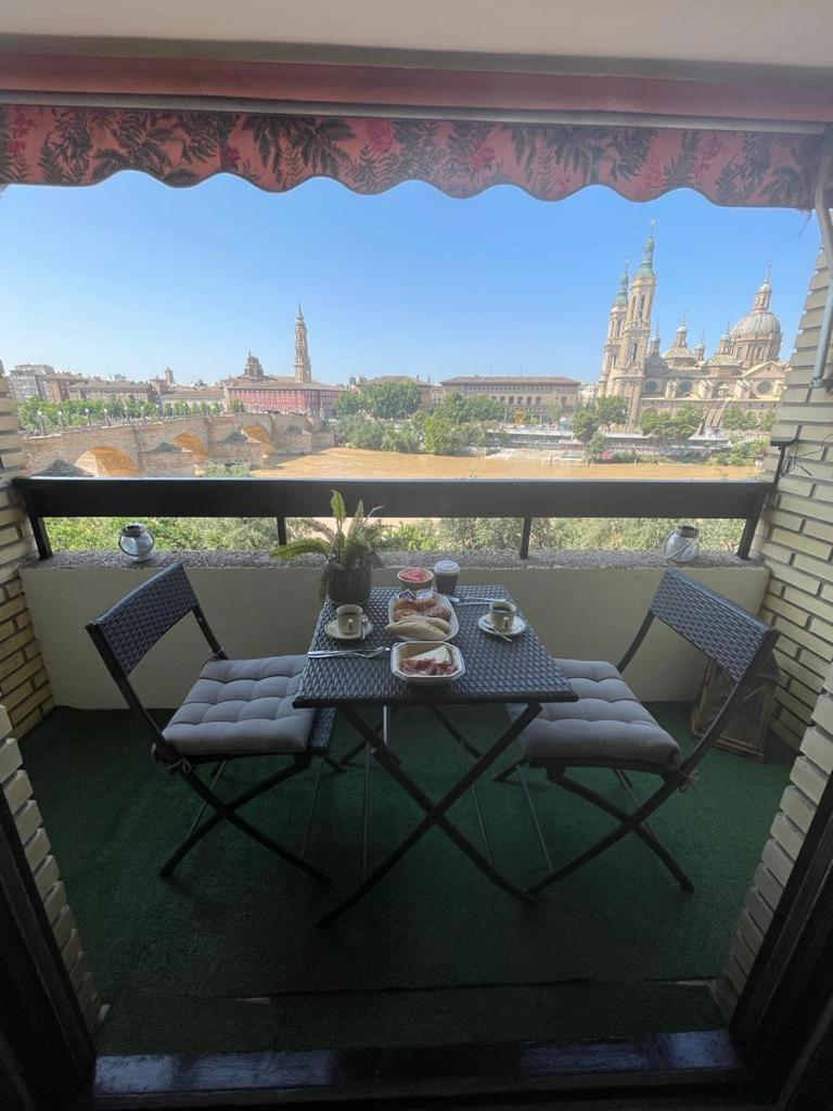 Apartamento Con Vistas Al Pilar Con Aparcamiento Privado Zaragoza Buitenkant foto