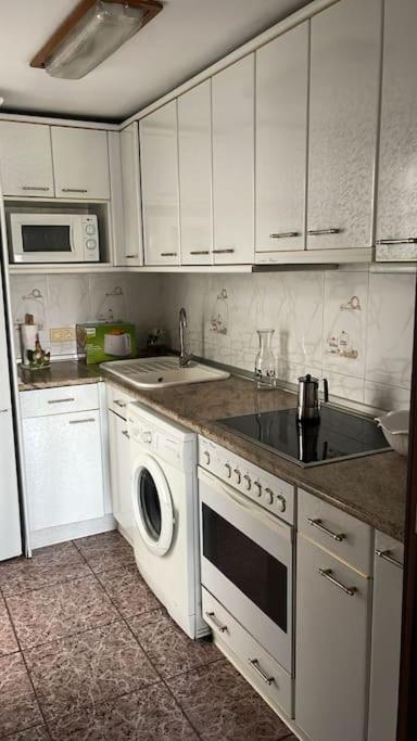 Apartamento Con Vistas Al Pilar Con Aparcamiento Privado Zaragoza Buitenkant foto